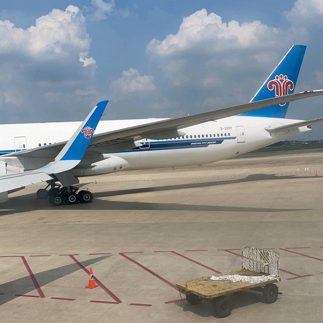 在家里照顾96岁的老爸，多陪陪老爸