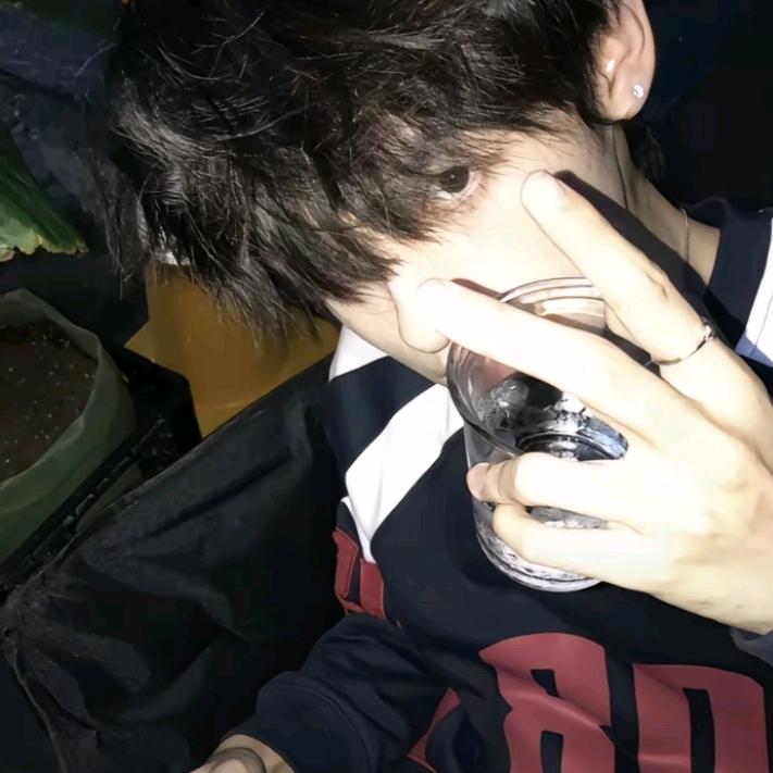 怀化公蟑螂