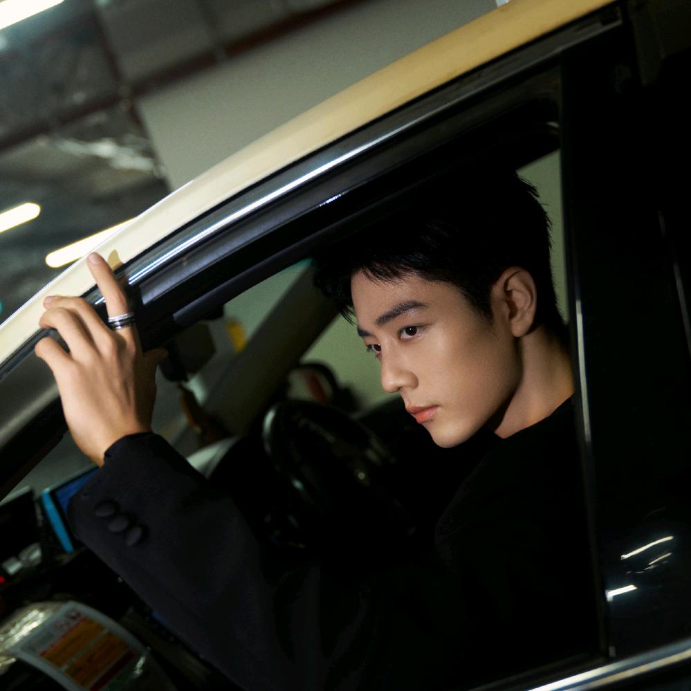 边走   边散    边遗忘