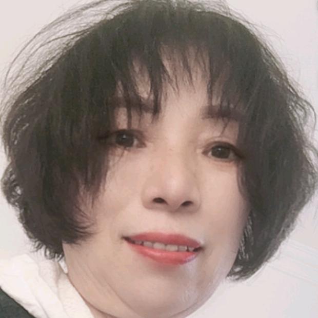 牧盈
