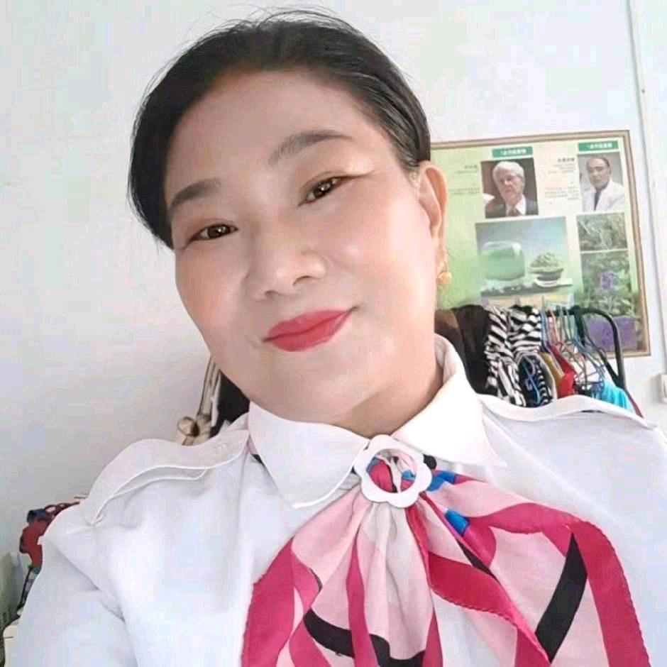 鲁山英姿姐