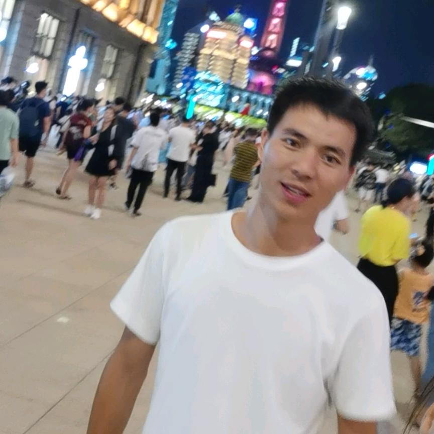工地清理工(刘越)