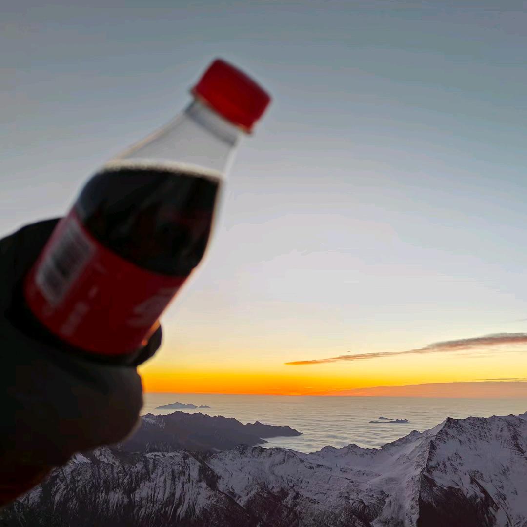 爱喝可乐呀！！！