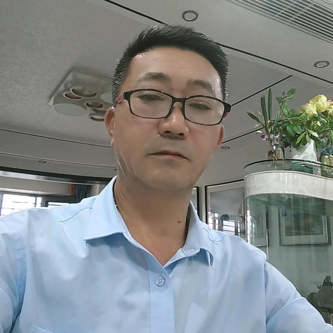 龚坚克难  助人为乐