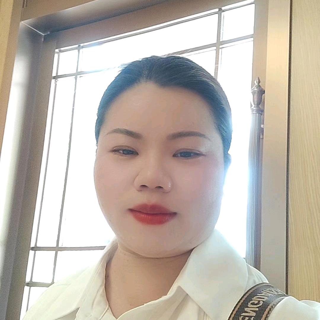 诗妍姐，单亲妈妈