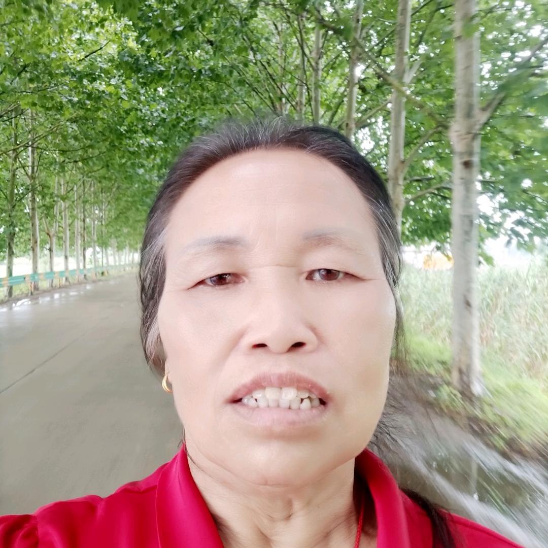 阿芳