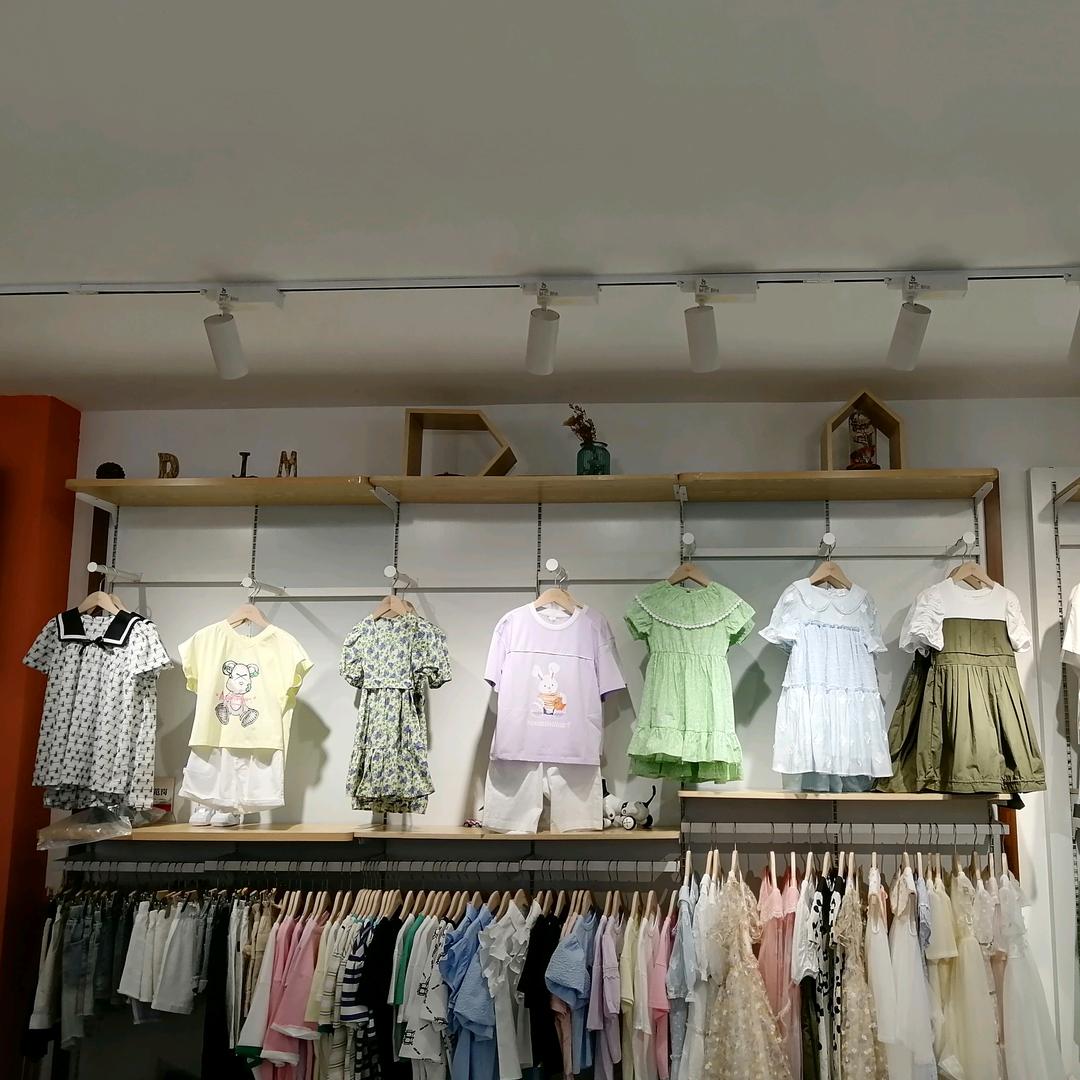 安康欢乐园童装 新世纪店