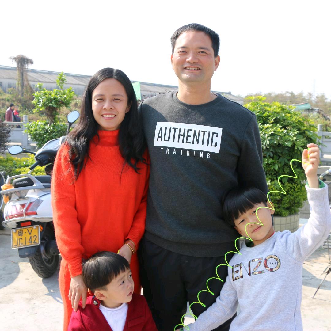 小丽守护明哥