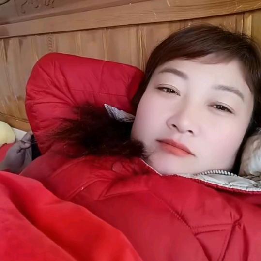 带刺的玫瑰🌹🌹🌹🌹顾