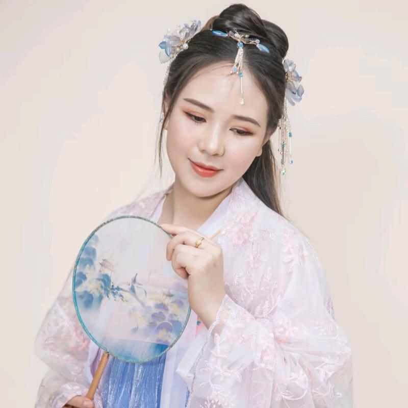 崔…