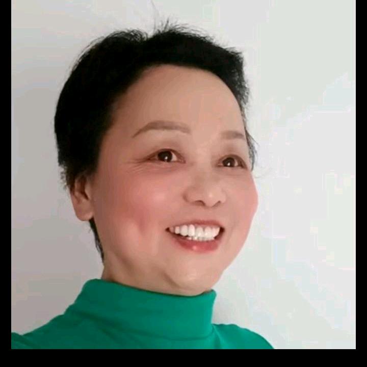 月英