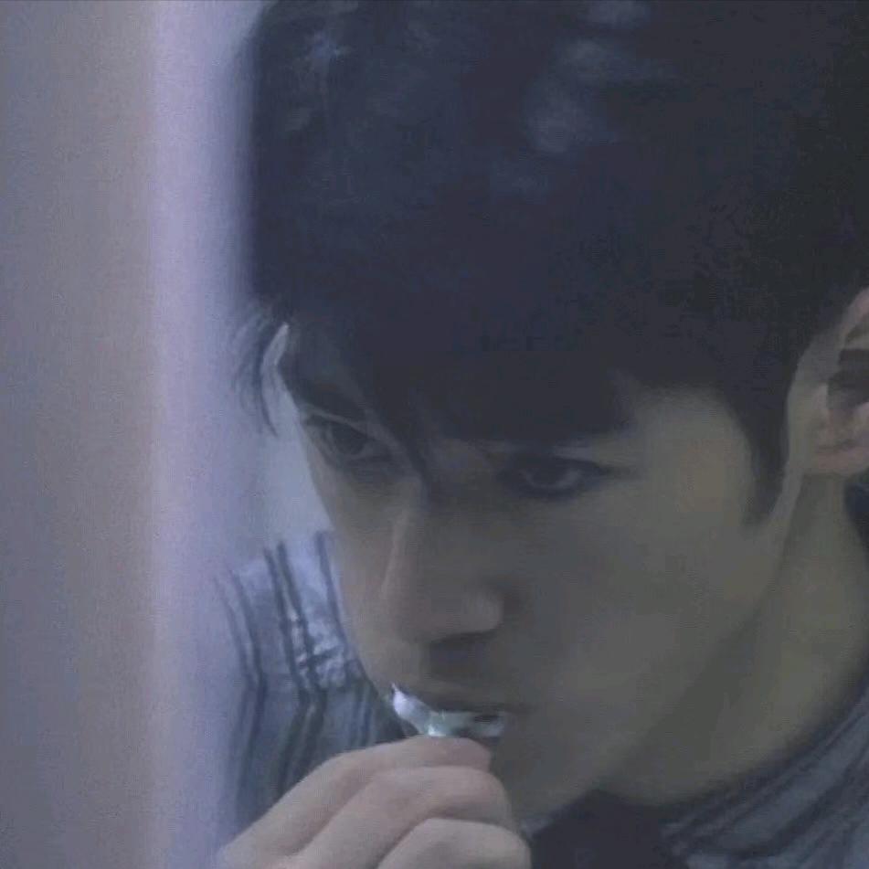 我在中控看广告