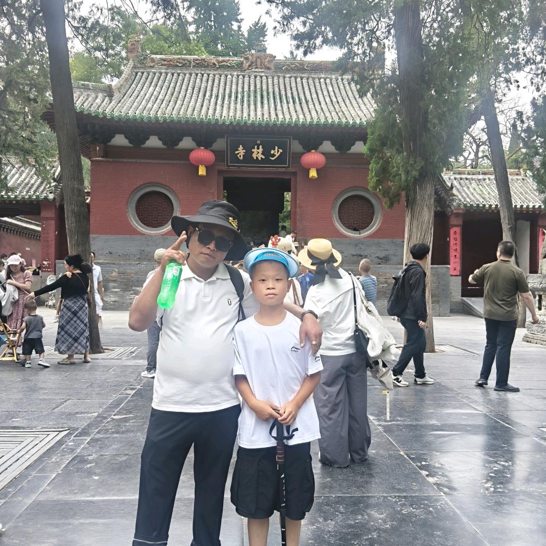 余生守侯《菡悦龙》