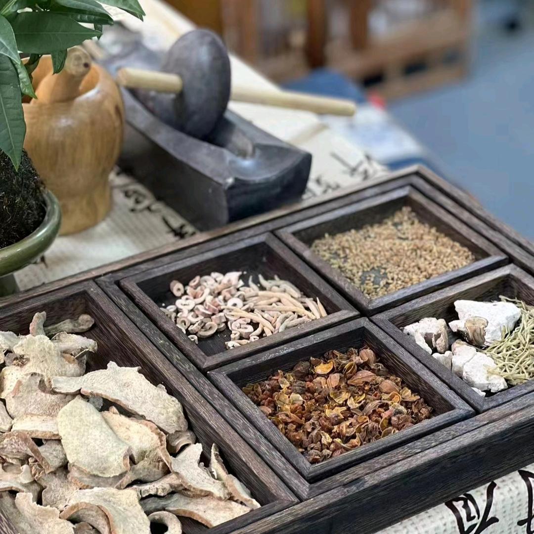 东方草本