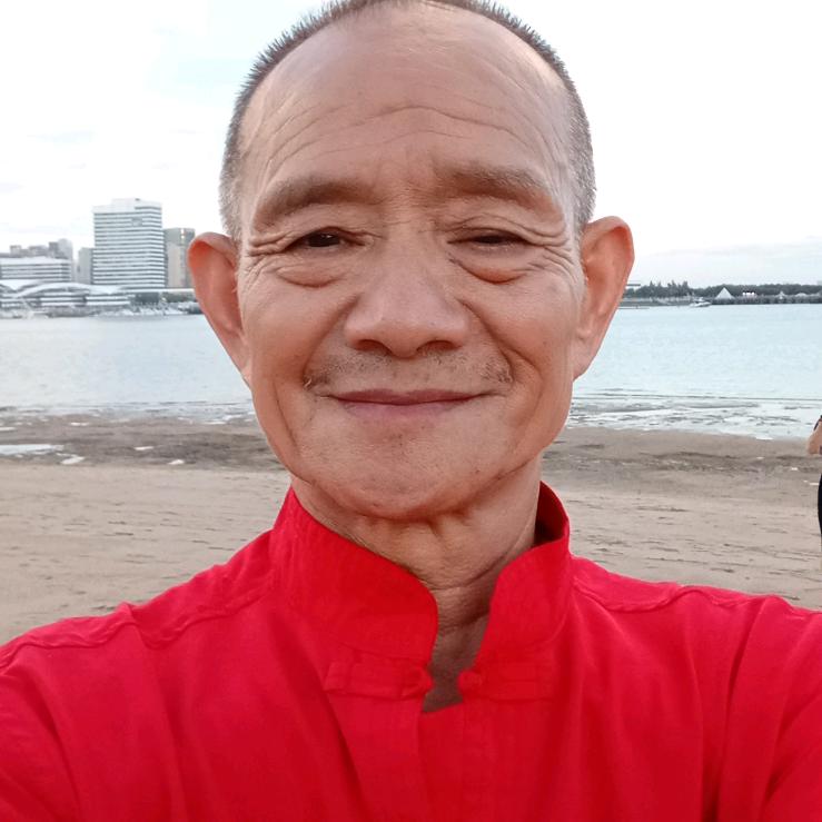 黄文俊