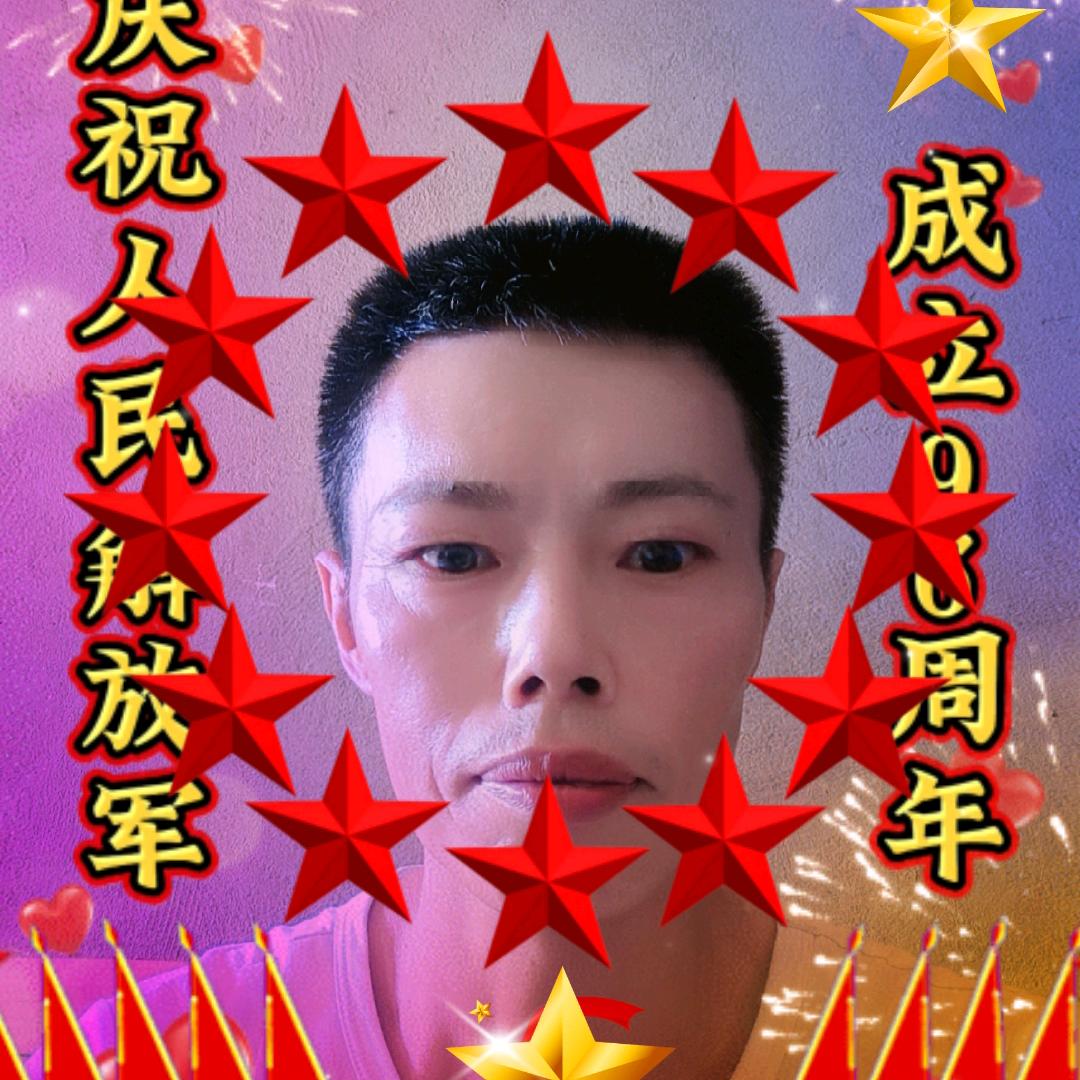 小哥快乐打工人