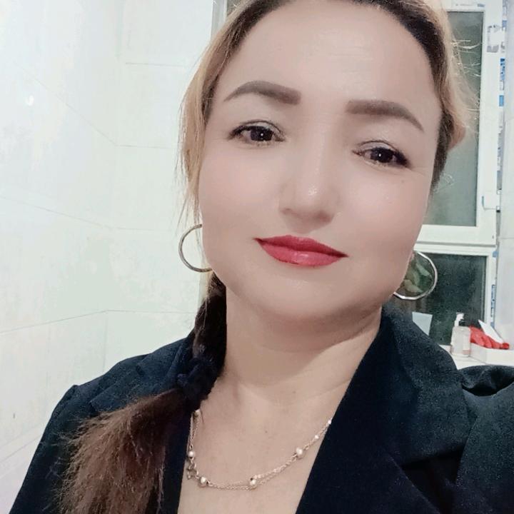 加乃提古丽