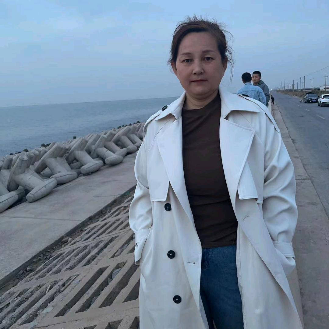 爱你    （雅轩）