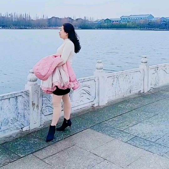 兰花🌹💍🍎