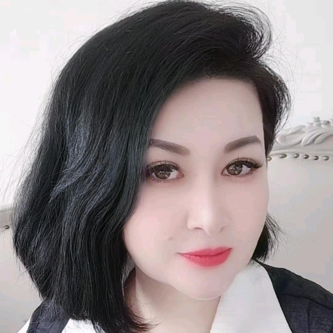 衣沙腊服装店