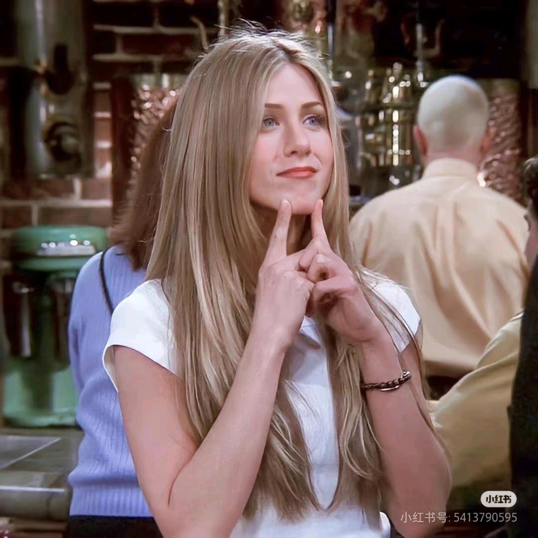 青提石榴气泡水