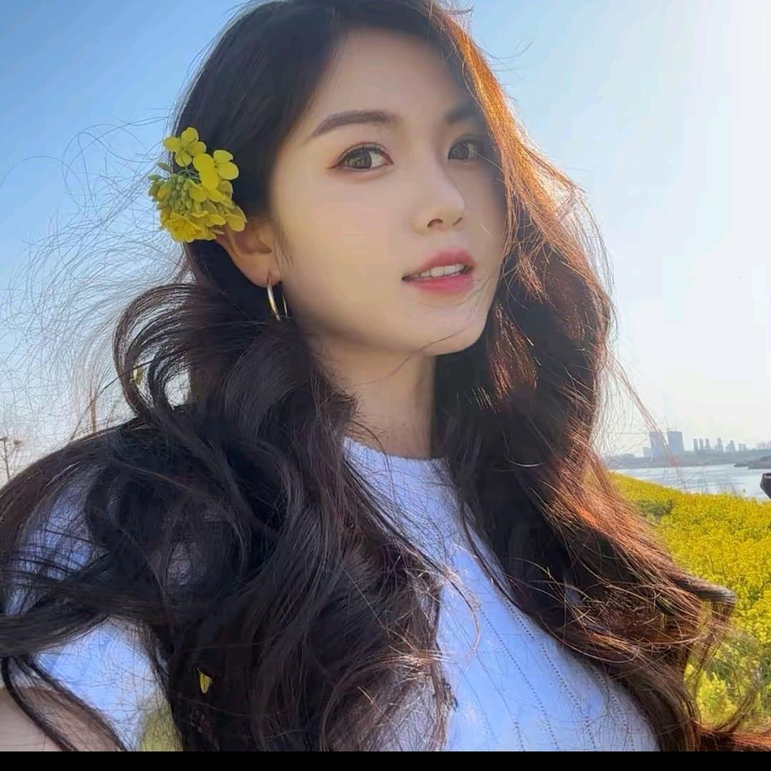 小美御姐（甄选美酒）