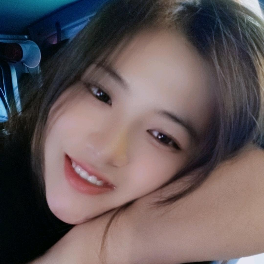 🥂半颗ꦿ糖💗：ღ᭄💞
