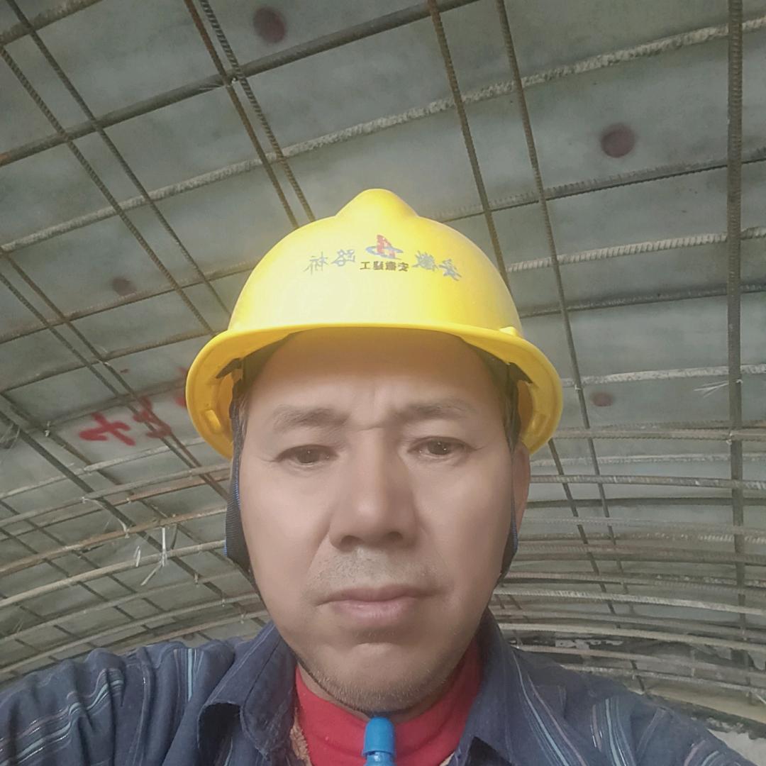 做一个开心，快乐的人，，