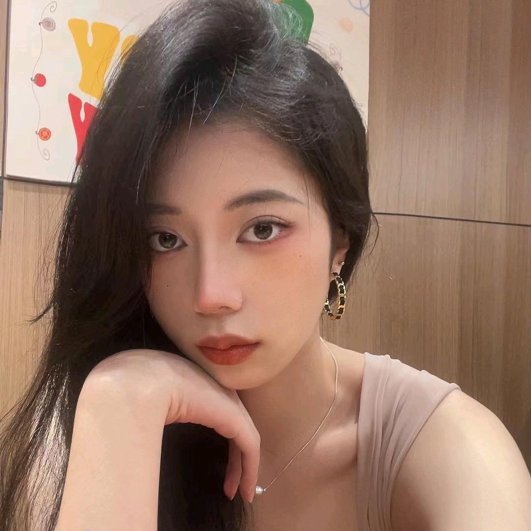月儿小酒桌