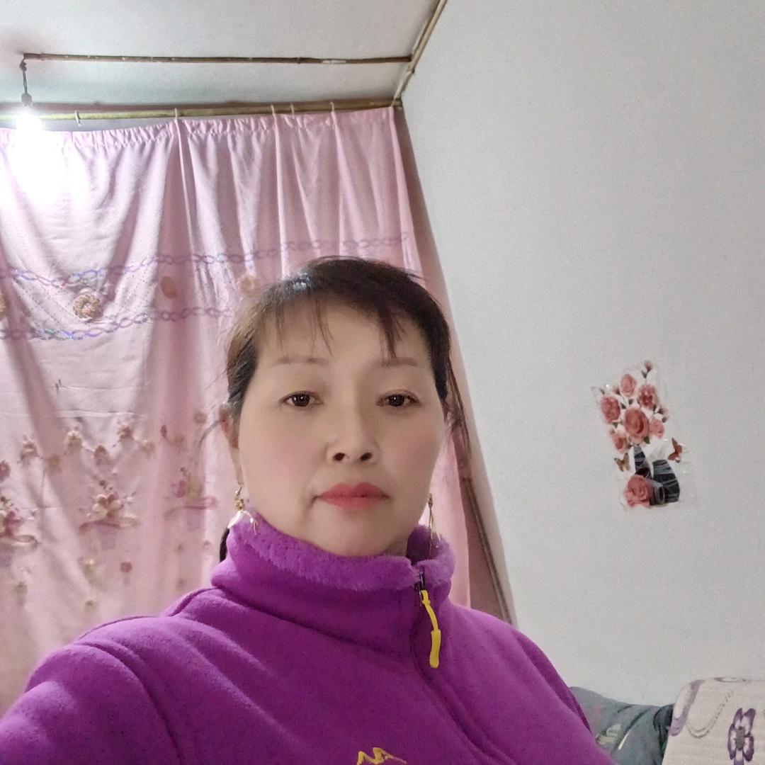 刘英