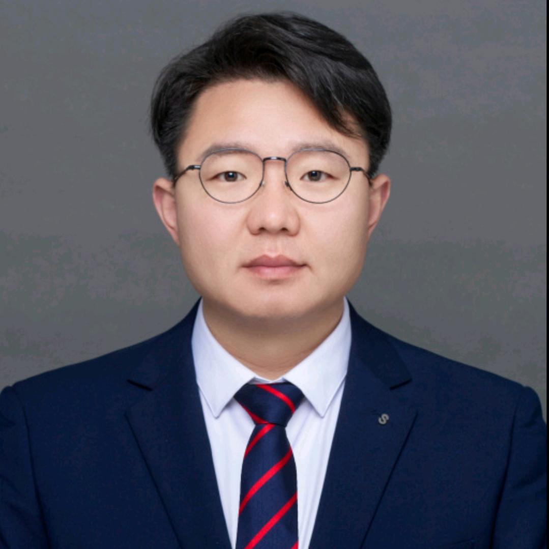 启东万诚房产 晓庆