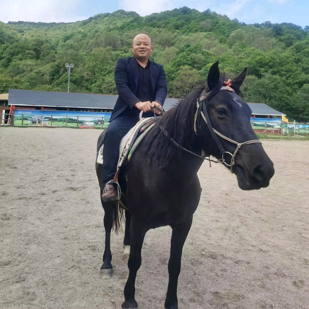 装修界的光头哥