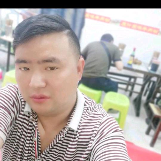 黄永