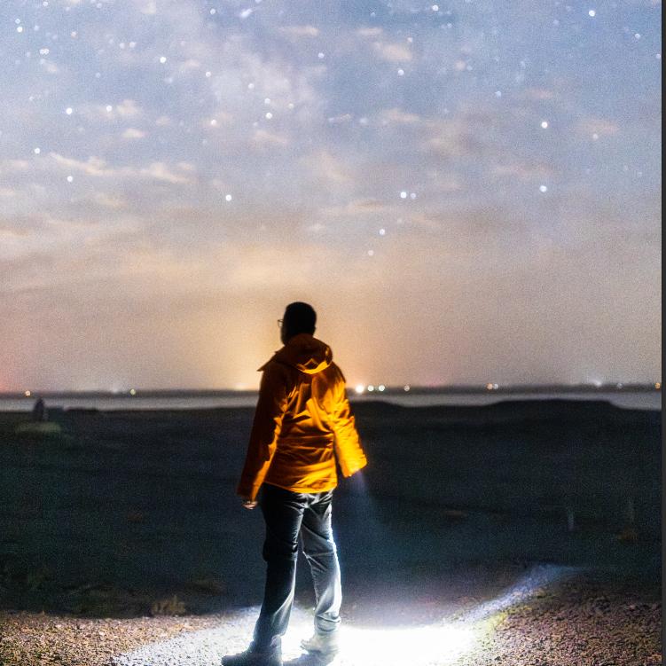 孤独星空守望者