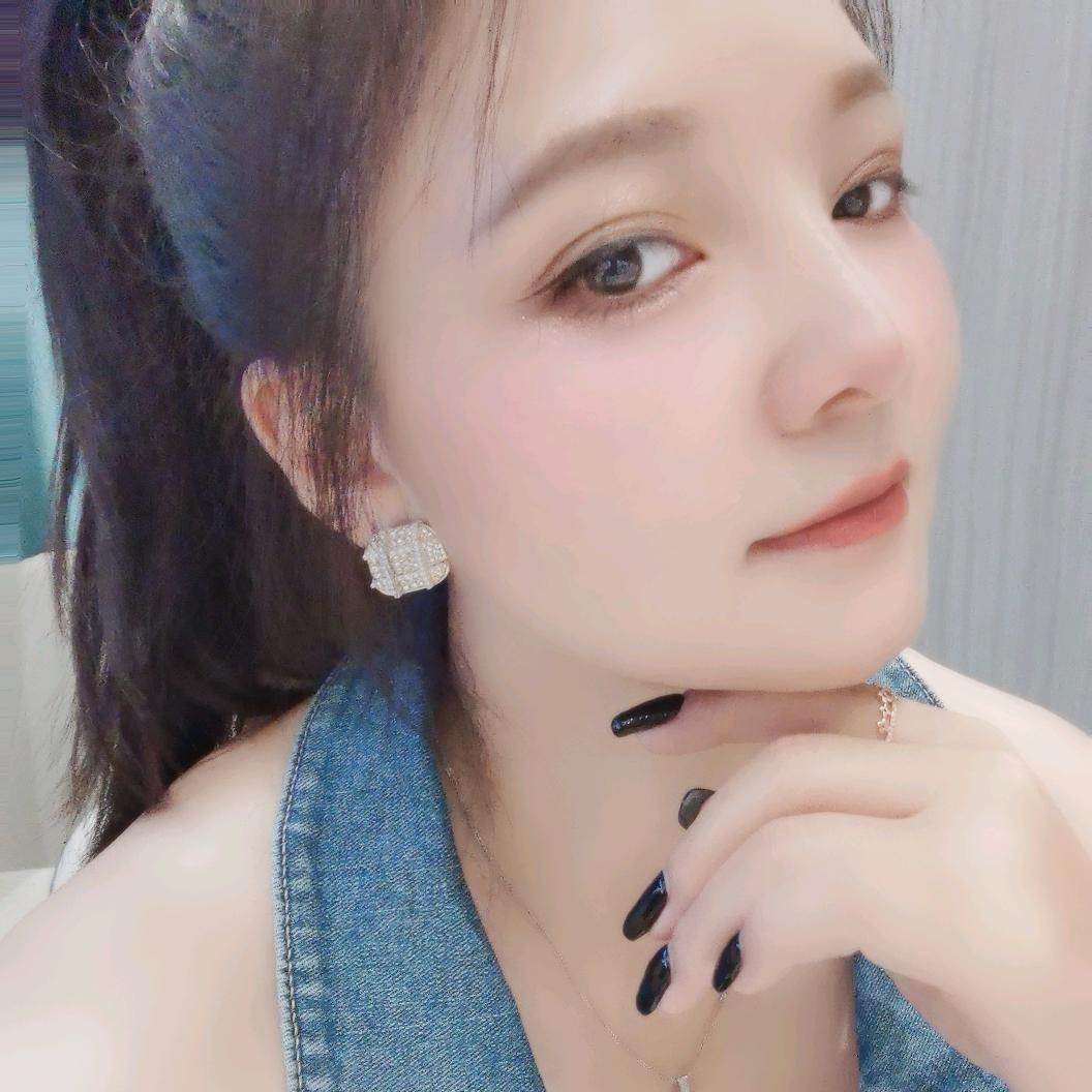 梦瑶羽绒女装