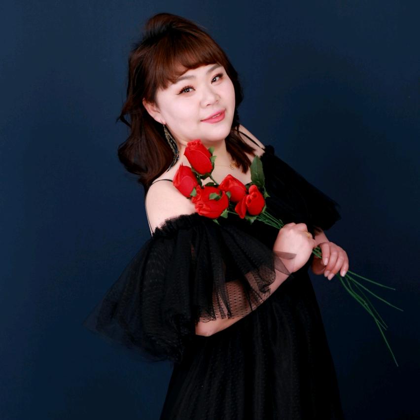 90后小姐姐悦悦