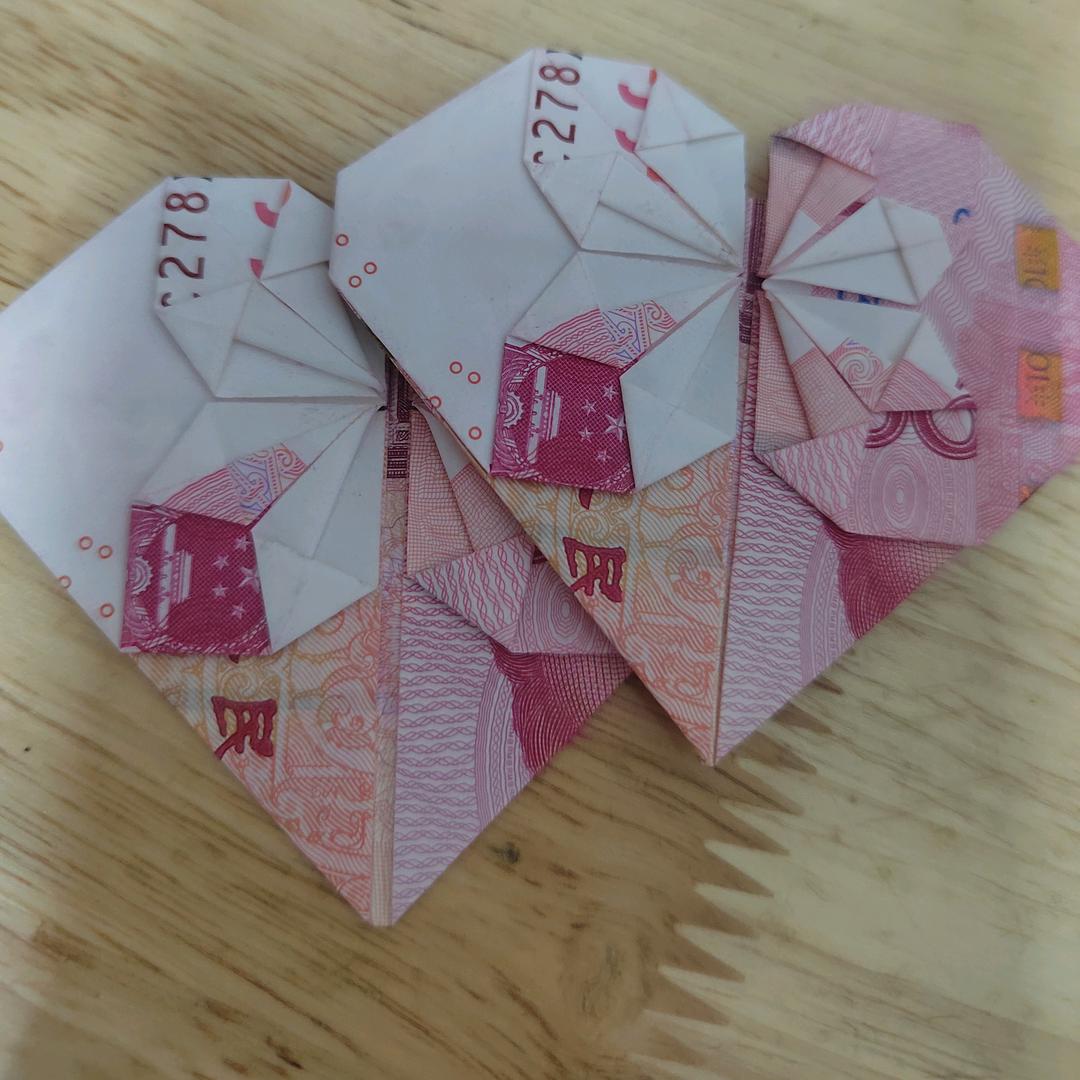 @小邓