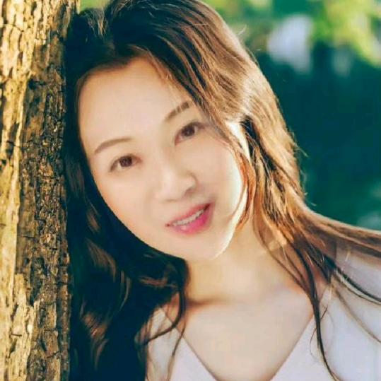 杨美美晚上7点58分开播