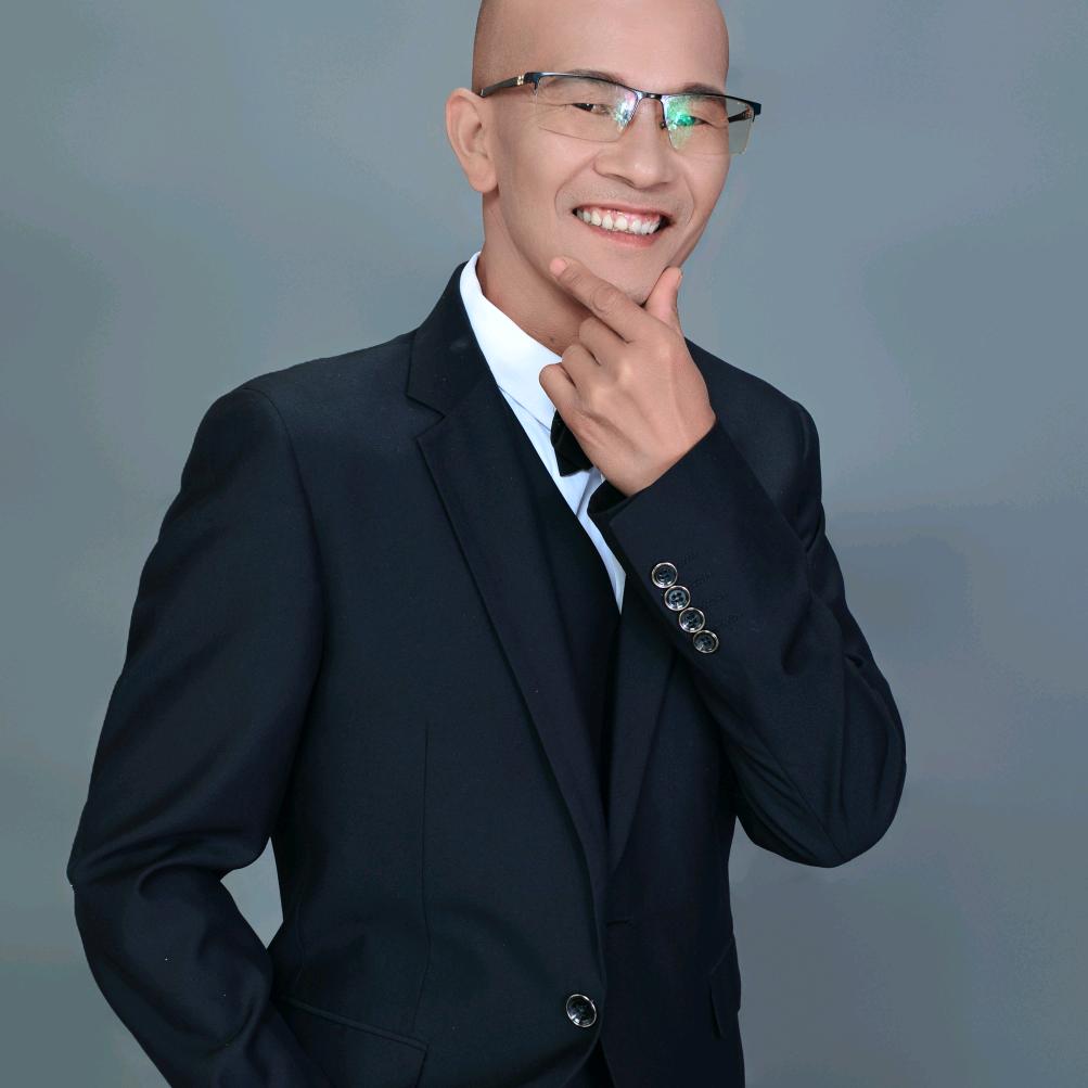 回归以前专搞房建主体，电话联系