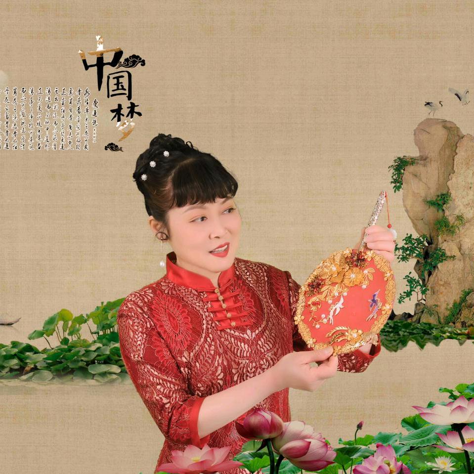 彩霞追月