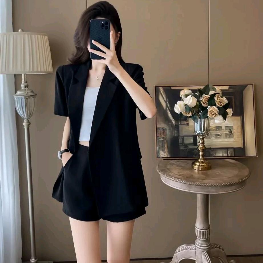 姐妹们的宝藏衣橱