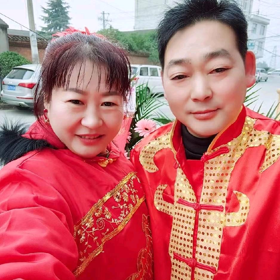 三姐锣鼓队老黄