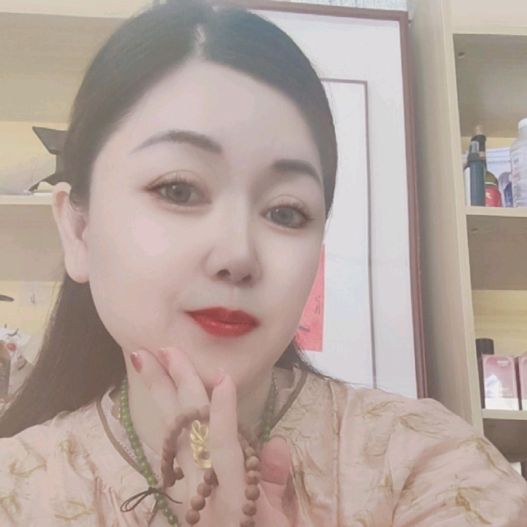 胡姐  笏石 2205199095