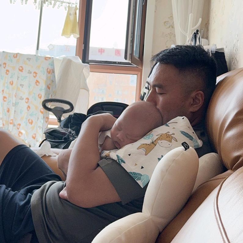 张皓博他爸💪🏻💪🏻💪🏻