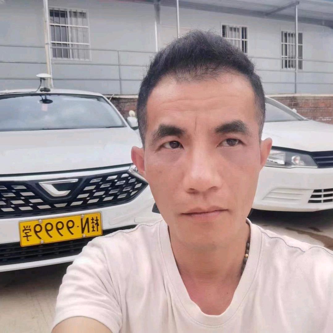 雄风驾校——陈教练