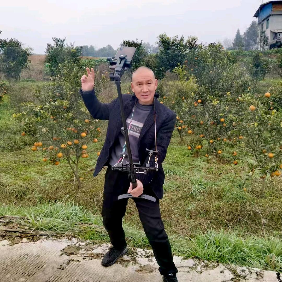 华哥.1*🎤，