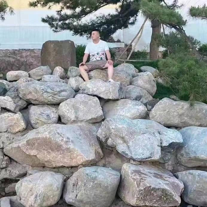 真傻。不是假傻。