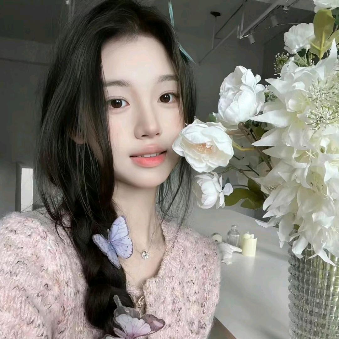 草莓碎碎酪🍓