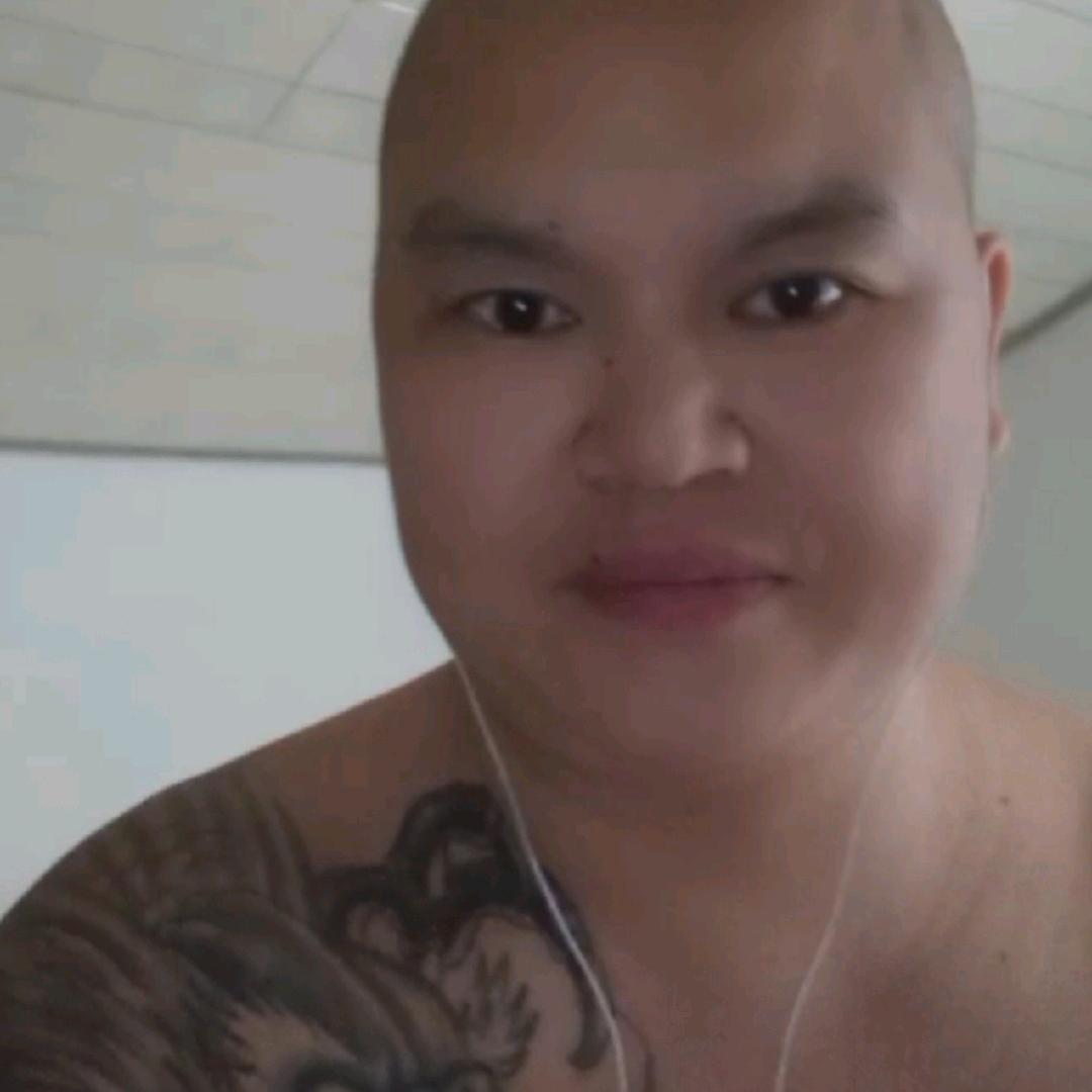 武哥水产《小龙虾大闸蟹批发》