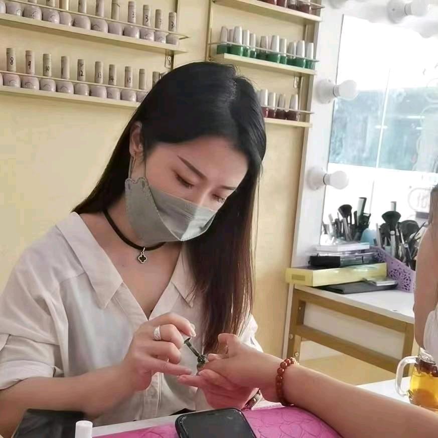 美业小艳子